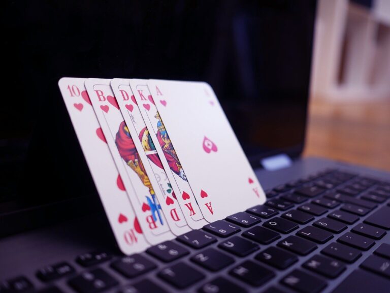 avoid-these-5-blunders-to-get-most-of-your-online-poker-experience