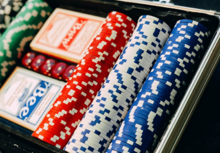 sneak-peek-inside-the-online-casino-playbooks:-6-game-changing-tips