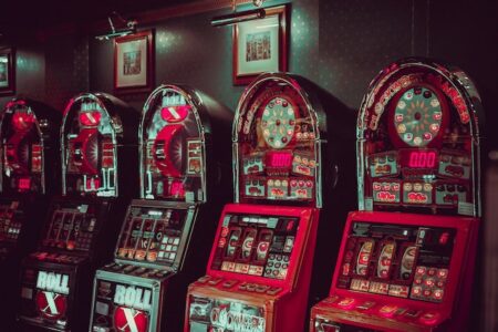 the-benefit-of-playing-online-slots-for-real-money